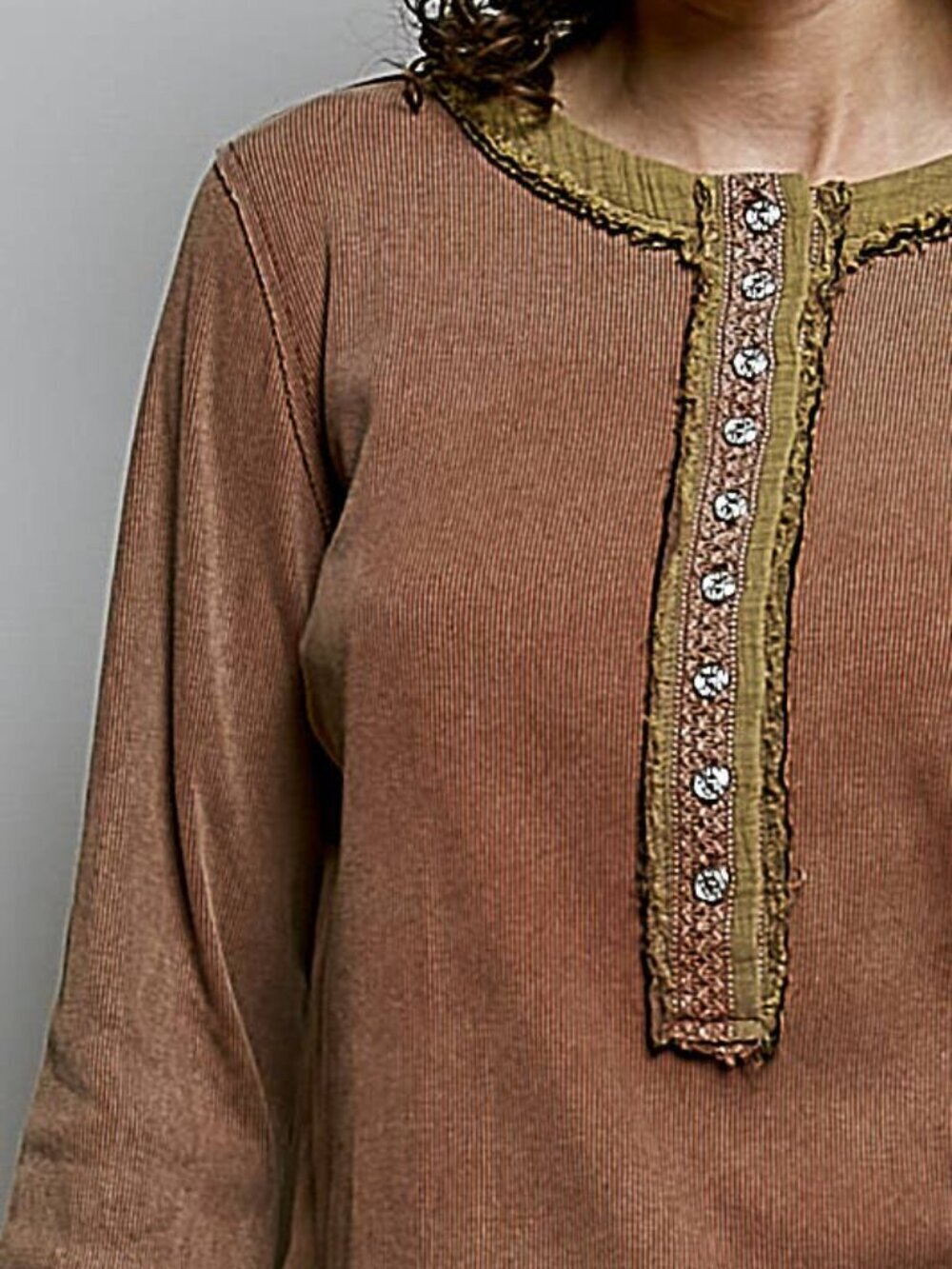 BNWT POL Solid Long Sleeve Round Neck Lace Trim Choco & Mustard Rib Knit Top - Picture 4 of 12